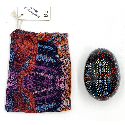 Better World Aboriginal Art Handmade Decorative Lacquered Egg & Stand + Giftbag - Two Sisters